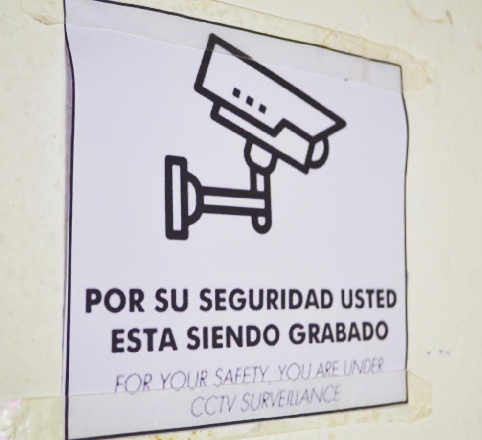 4 Grados Hostel Guatemala City Eksteriør bilde