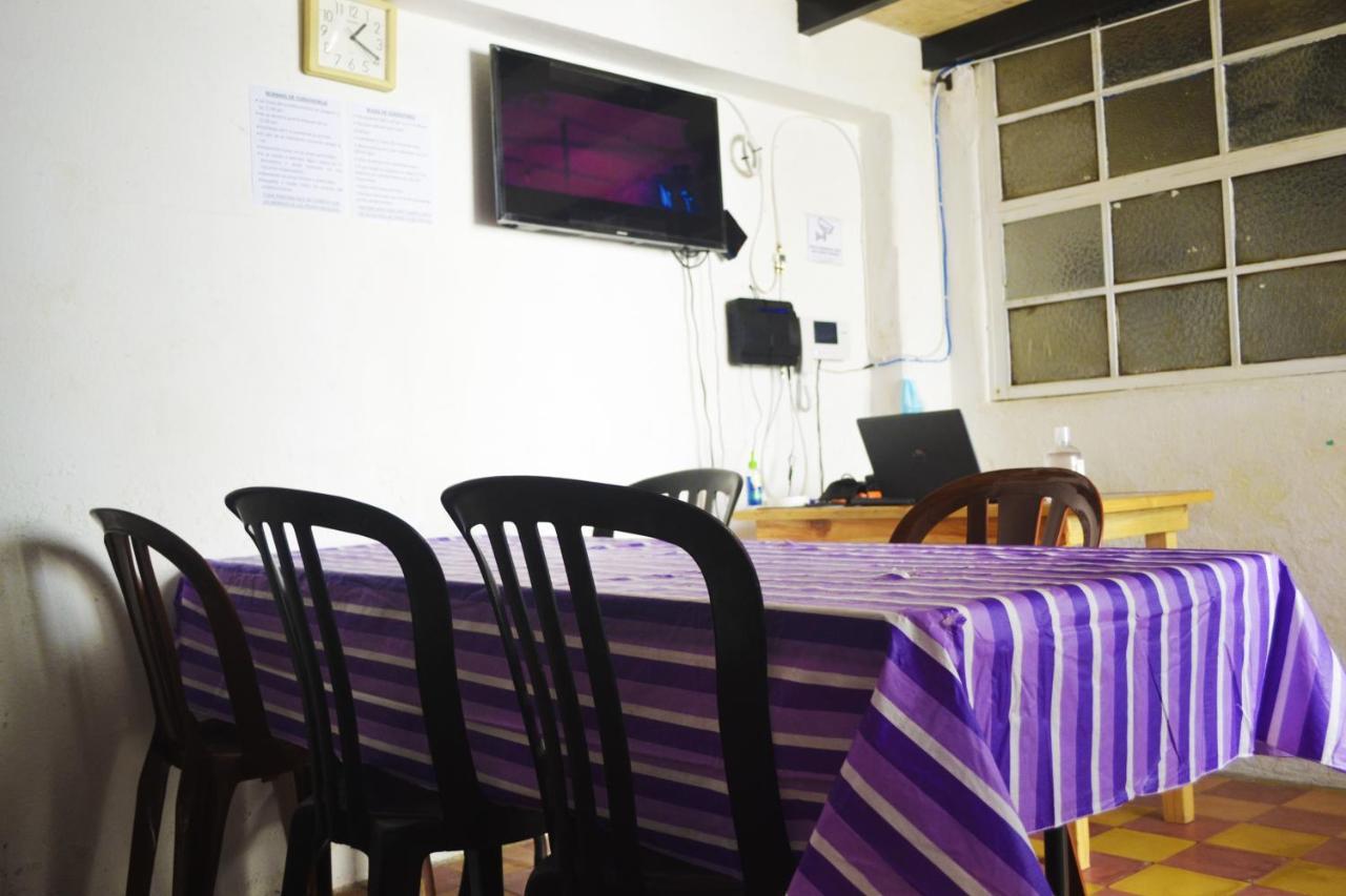 4 Grados Hostel Guatemala City Eksteriør bilde